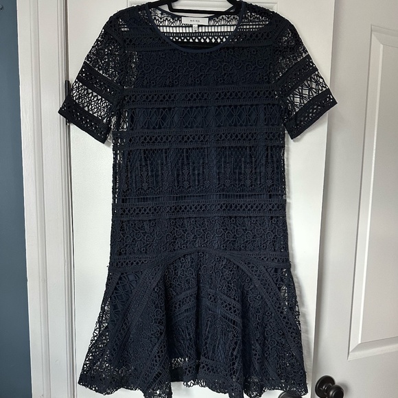 REISS Linda Lace Overlay Dress in Navy - Picture 1 of 3